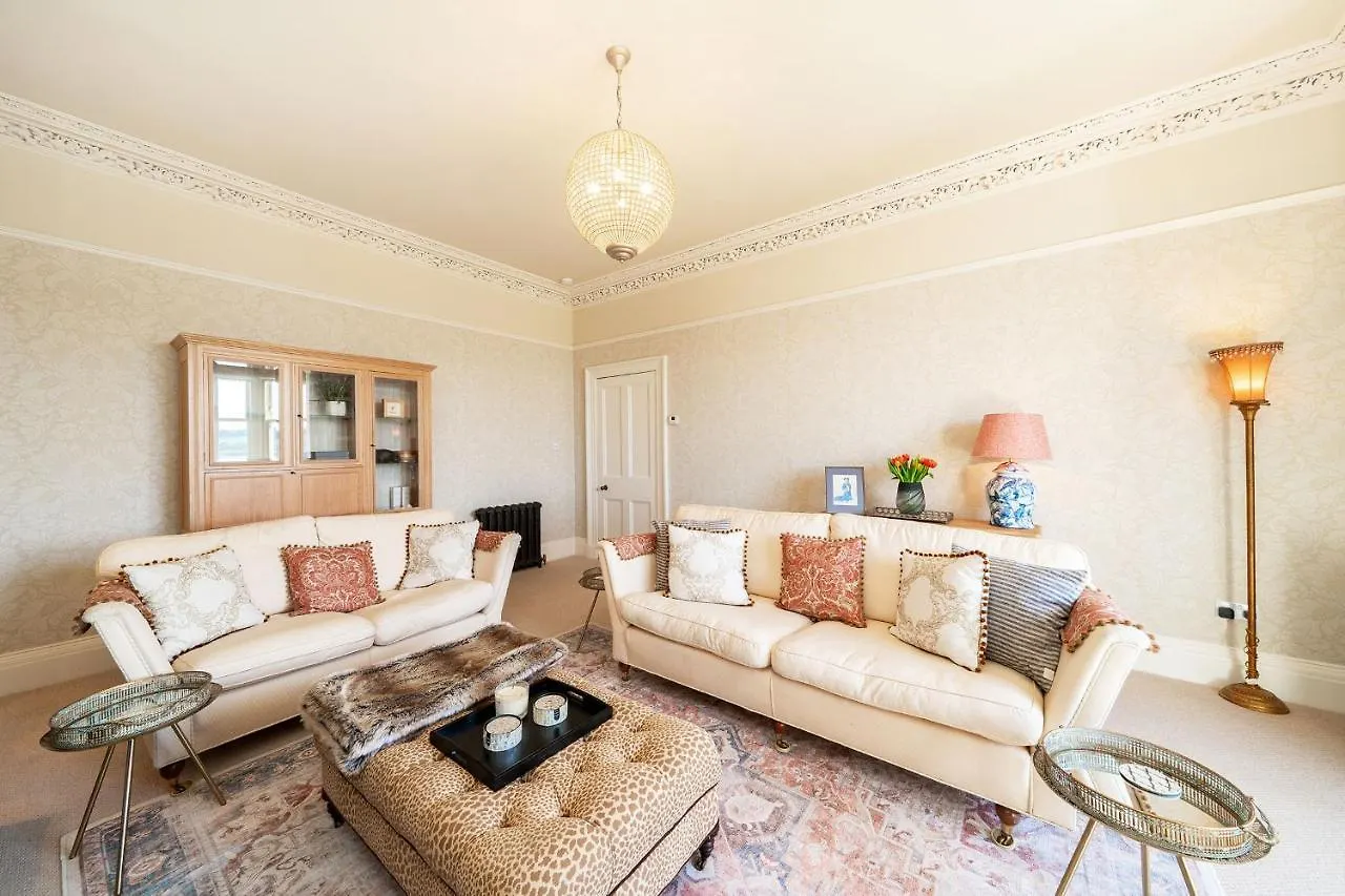 Villa By The Sea Broughty Ferry Holiday home